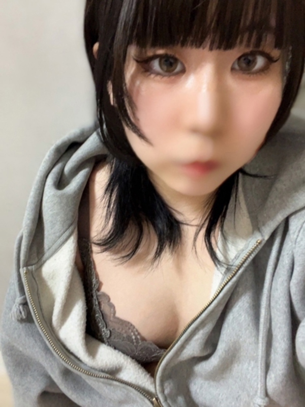 ななみ
